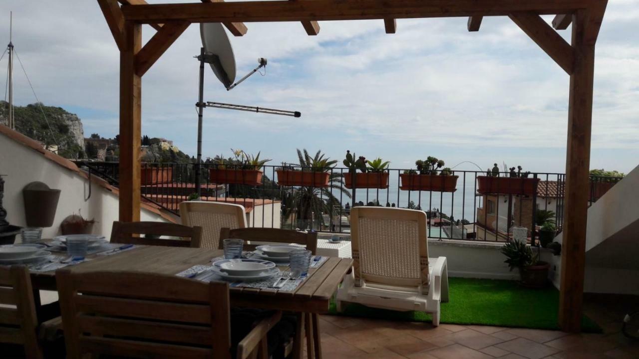 Casa Gio Appartement Taormina Buitenkant foto